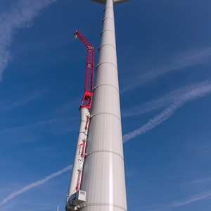 Lagerwey Climbing Crane