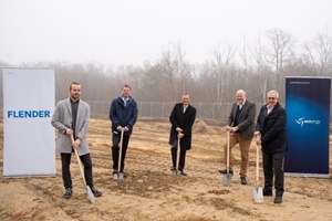 Flender CEO Andreas Evertz (center) breaks ground together with Markus Ritte (Flender Real Estate) and the managers of the Voerde site Christian Weck, Mark Zundel and Peter Ohm (from left) Flender expands its site in Voerde Germany