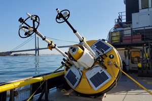 Seawatch wind LiDAR buoy transfer to vessel New York Seawatch wind LiDAR buoy transfer to vessel New York
