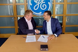 Graham McGuigan (left), Product Line Leader – GE Grid Solutions Monitoring & Diagnostics and Leendert-Jan Nijstad – COO – PhotonFirst GE and PhotonFirst enter into partnership for development of transformer monitoring solutions