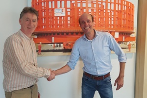 Henk van den IJssel and Evert Jan van Wijk 300 200