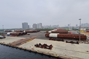 Monopile storage for Yunlin Offshore Windfarm, in Taiwan Yunlin monopile storage 300 200