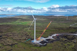 Final turbine installed at Viking Wind Farm in Shetland