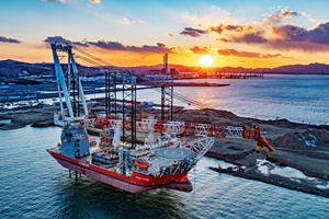 Cadeler takes delivery of new wind turbine installation vessel