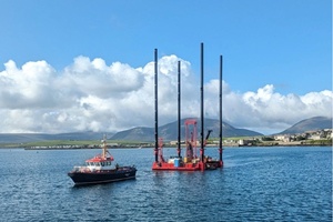 Fugro's Aran 250 jack up platform operating in shallow waters. Image credit Fugro