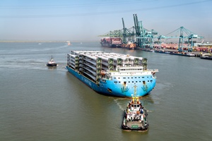 arrival of the rotor blades at the port of antwerp belgium