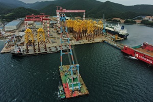 Load out first jackets for TPC Offshore Wind Farm