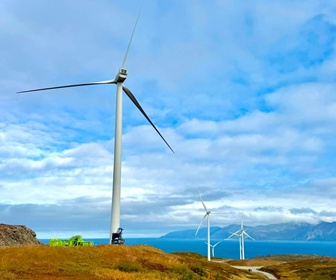 #42 Vestas V126 turbines installed in Tromsø, Norway (courtesy Michał Łukasz Myklusz)